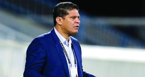 مصدر ليلا كورة: الظفرة الإماراتي يدخل في مفاوضات مع أيمن الرمادي